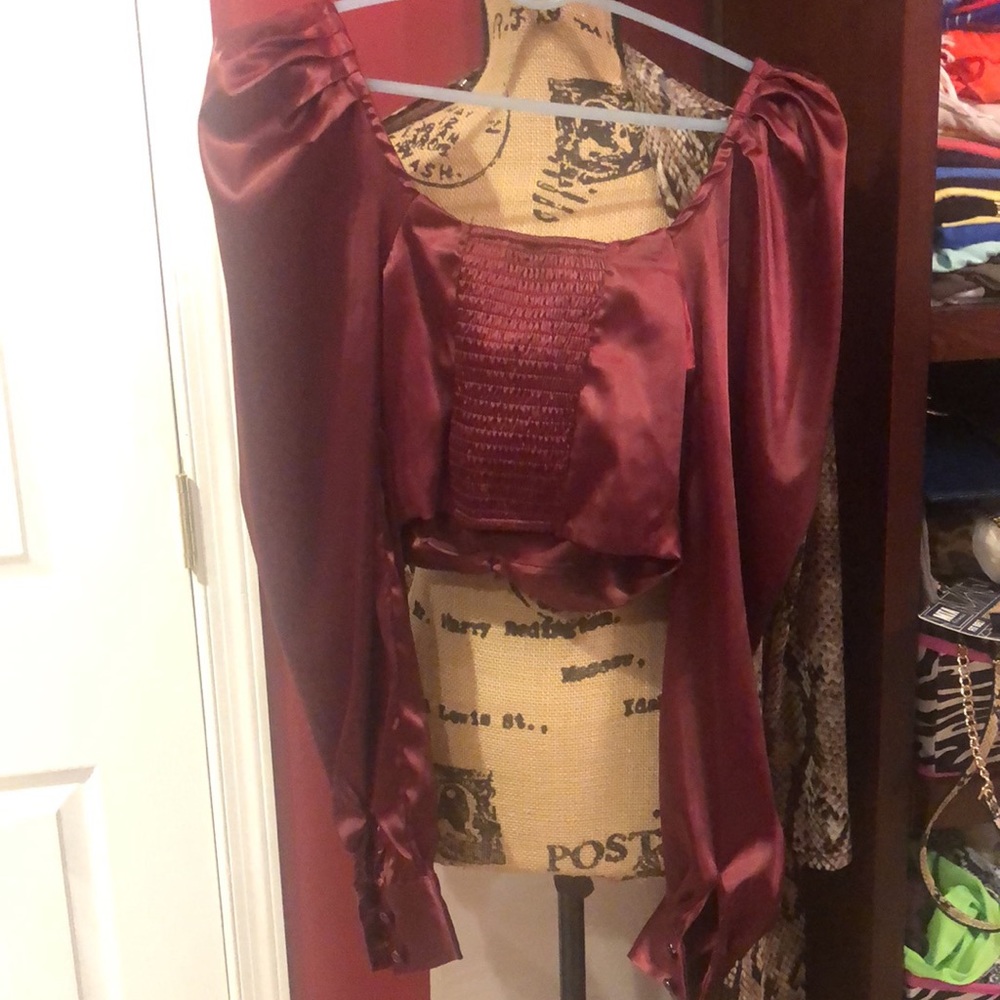 Top - Picture 4 of 6